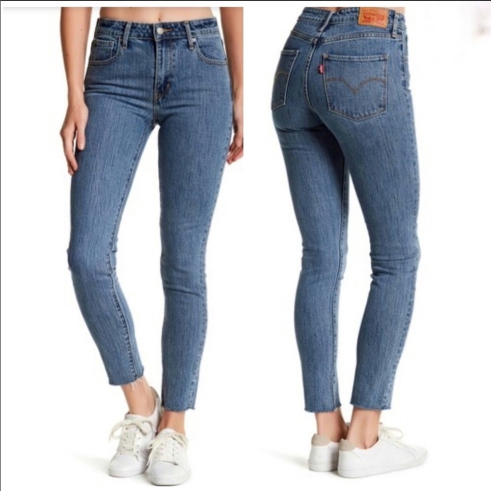 High waisted Levi’s!